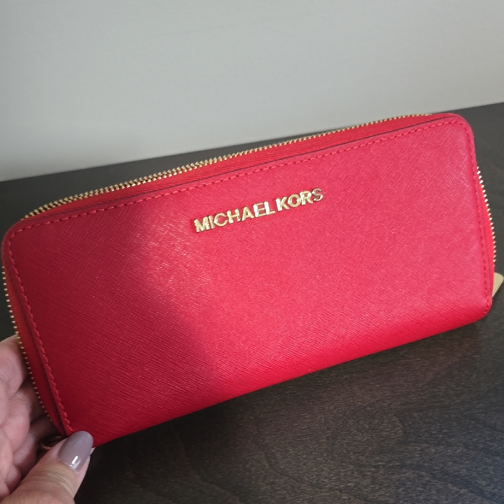 Authentic Michael Kors Vibrant Red Zip-Around Wallet